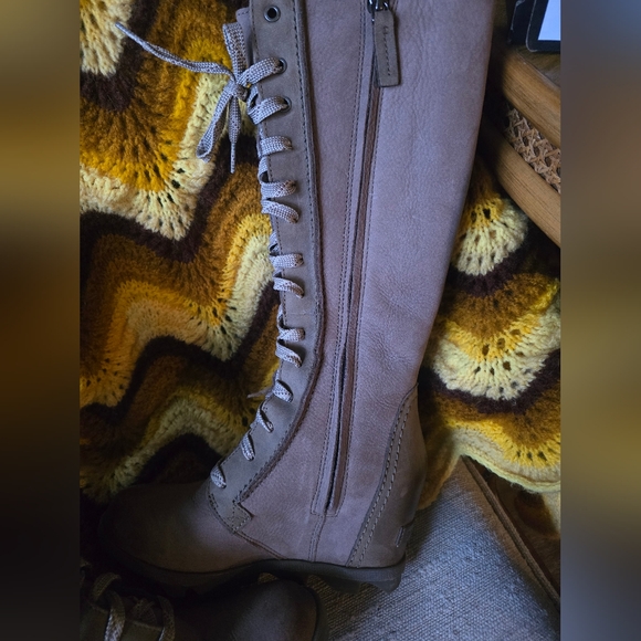 Sorel Joan of Arctic Winter Boots - Picture 4 of 7